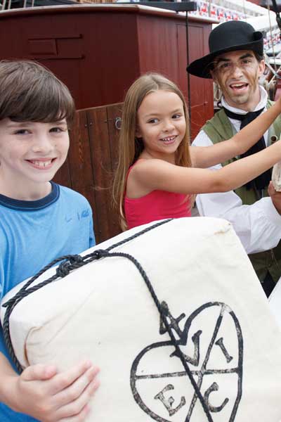 Kids.Tea Throwing