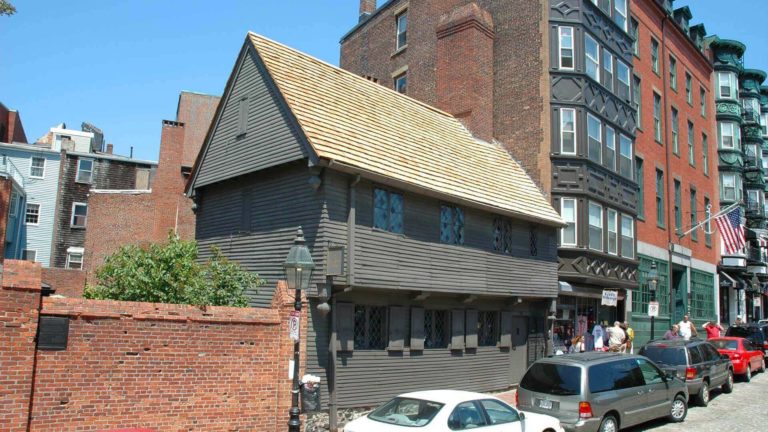 Featured image of Boston Historic Sites To Visit On Vacation