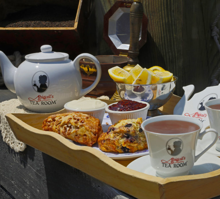 Featured image of Hosting a Tea Tasting